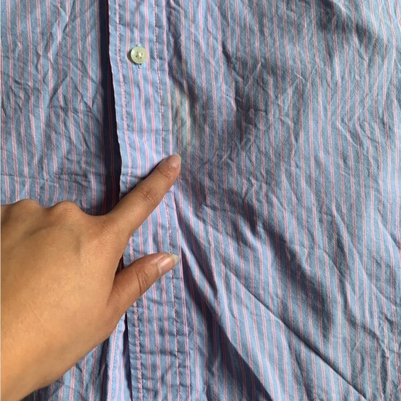 ๐ Menโs Tommy Hilfiger Short Sleeve Shirt - Size M ๐ - Picture 6 of 8